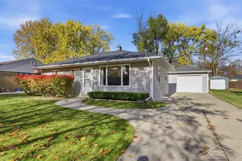 201 Princeton, Midland, MI 48640