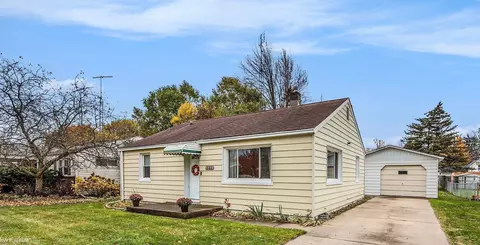 122 Gaige, Croswell, MI 48422
