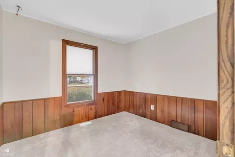 Bedroom - 925 Whiting, Saint Clair, MI 48079 photo 5 of 6