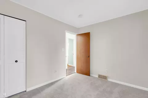 Bedroom - 925 Whiting, Saint Clair, MI 48079 photo 4 of 6