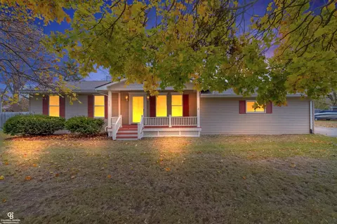 Other - 925 Whiting, Saint Clair, MI 48079 photo 2 of 12