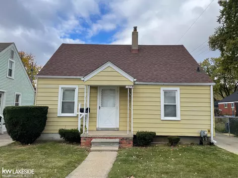 28919 Essex, Roseville, MI 48066