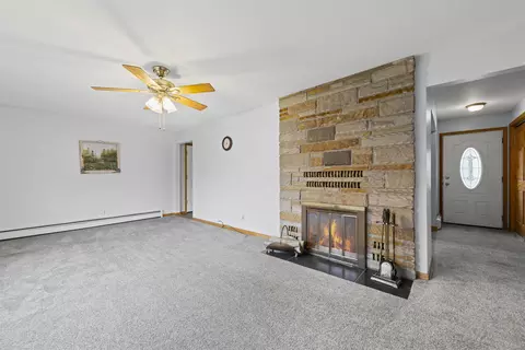 Living - 1224 S 15th, Saint Clair, MI 48079 photo 2 of 6