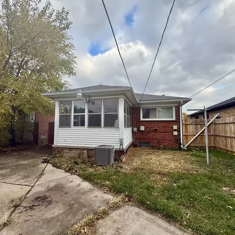 20009 Lesure, Detroit, MI 48235