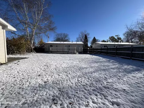 700 Nafus, Owosso, MI 48867 photo 32