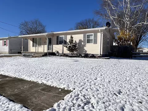 700 Nafus, Owosso, MI 48867 photo 3