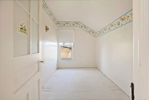 Bedroom - 5400 Maple, Frankenmuth, MI 48734 photo 6 of 10
