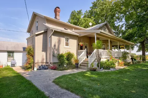 Exterior - 5400 Maple, Frankenmuth, MI 48734 photo 3 of 19