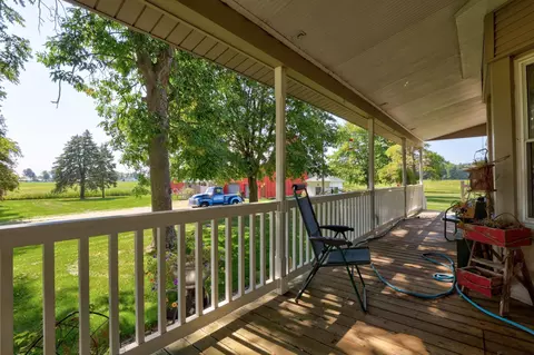 Exterior - 5400 Maple, Frankenmuth, MI 48734 photo 16 of 19