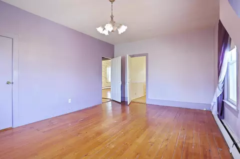 Bedroom - 5400 Maple, Frankenmuth, MI 48734 photo 3 of 10