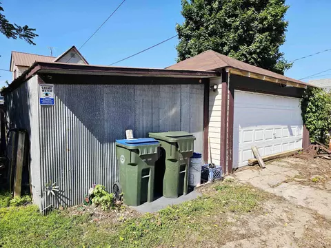 Exterior - 509 S 10th, Escanaba, MI 49829 photo 6 of 6