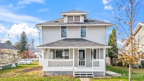 529 Harding, Kingsford, MI 49802