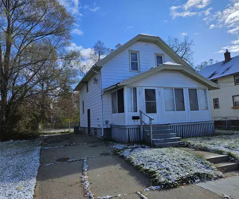 3506 Esther, Flint, MI 48505