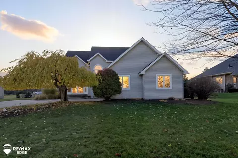 9316 Country Clb, Davison, MI 48423
