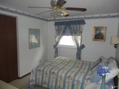 Bedroom - 800 N Roessler, Monroe, MI 48162 photo 7 of 8
