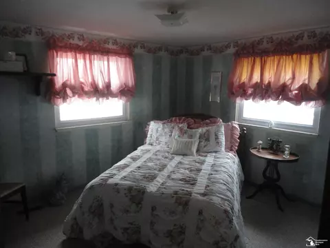 Bedroom - 800 N Roessler, Monroe, MI 48162 photo 3 of 8