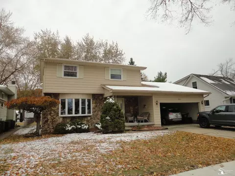 Exterior - 800 N Roessler, Monroe, MI 48162 photo 7 of 8