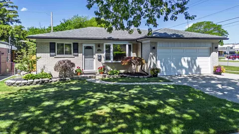 27881 Wagner, Warren, MI 48093