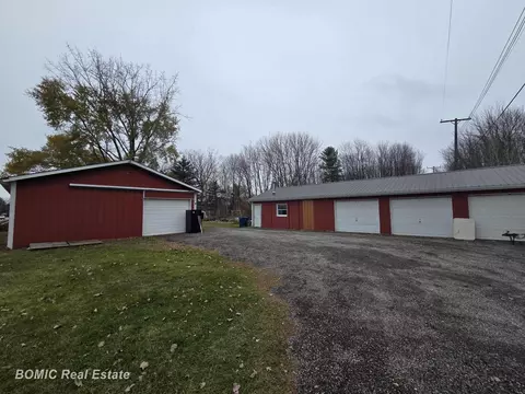 Exterior - 8832 Ormes, Vassar, MI 48768 photo 2 of 5