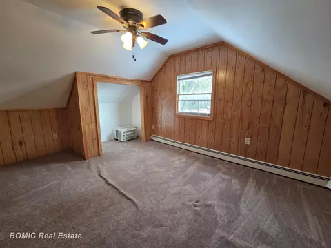 Bedroom - 8832 Ormes, Vassar, MI 48768 photo 2 of 2