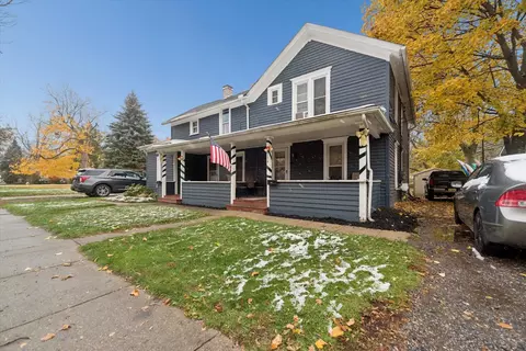 734736 N Hickory, Owosso, MI 48867