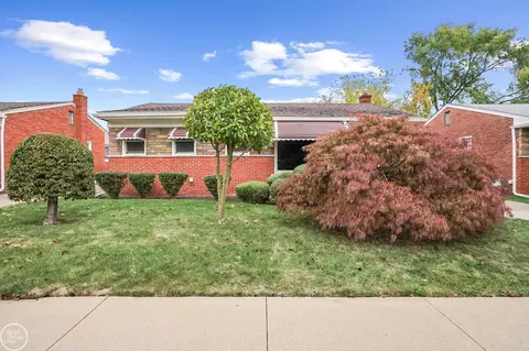 15610 Hanfor, Allen Park, MI 48101