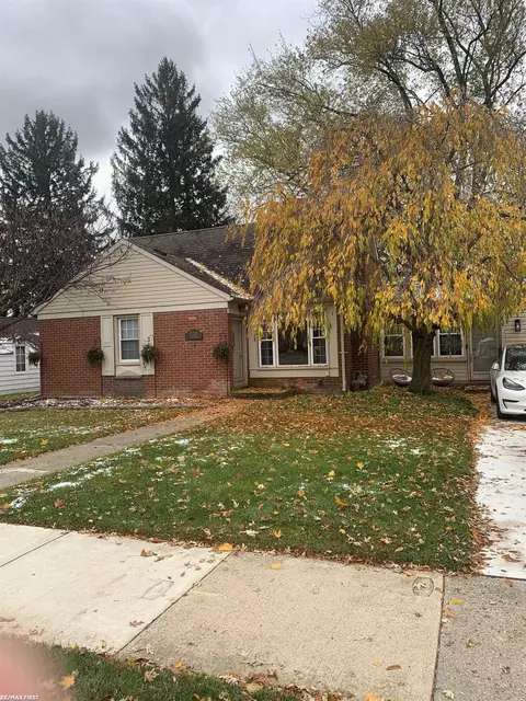 21200 Outer, Dearborn, MI 48124 photo 2