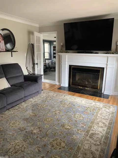 21200 Outer, Dearborn, MI 48124 photo 12