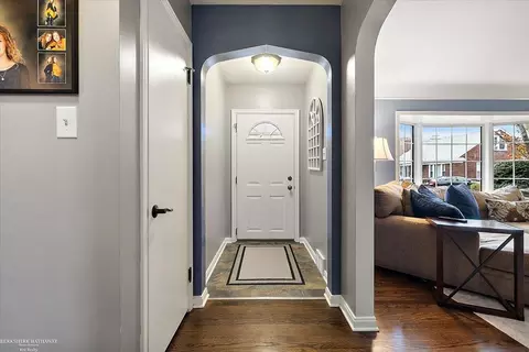 Entry Way - 20040 Baltree, Grosse Pointe Woods, MI 48236 photo 1 of 3