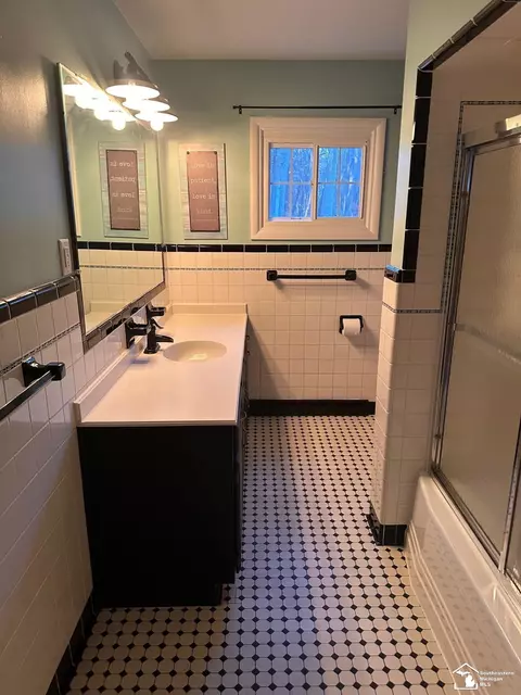 1138 Mapleway, Temperance, MI 48182 photo 16