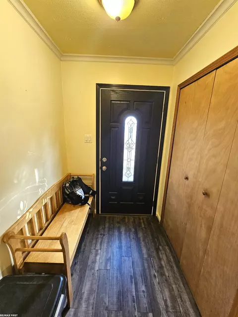 Entry Way - 17535 Doris, Fraser, MI 48026 photo 1 of 1