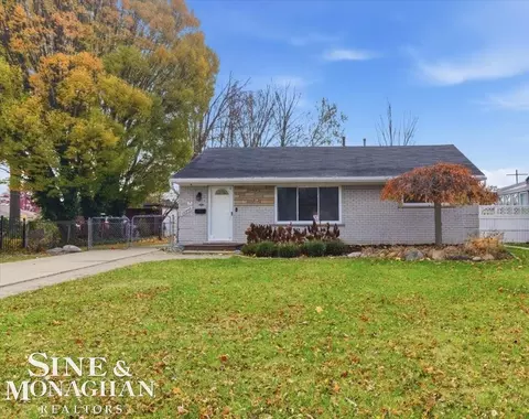 22840 Lake, Saint Clair Shores, MI 48082