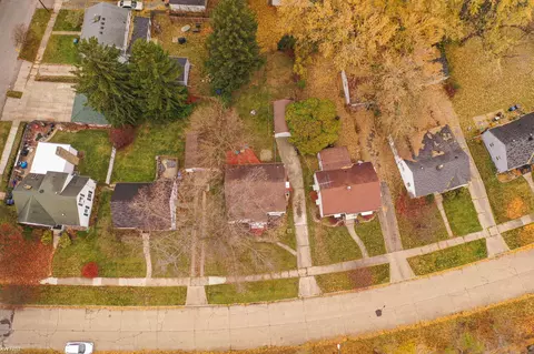 View/Area - 2313 Brookside, Flint, MI 48503 photo 3 of 4
