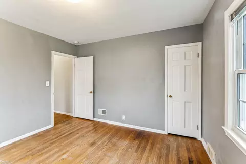 Bedroom - 2313 Brookside, Flint, MI 48503 photo 3 of 7