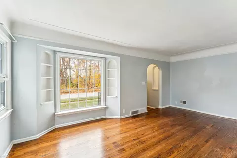 Living - 2313 Brookside, Flint, MI 48503 photo 1 of 3