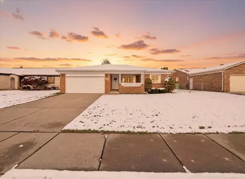 17997 Autumn, Macomb, MI 48044