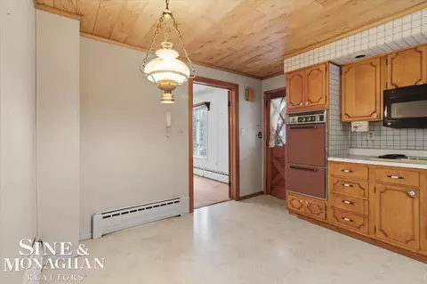 615 S 8th, Saint Clair, MI 48079 photo 18