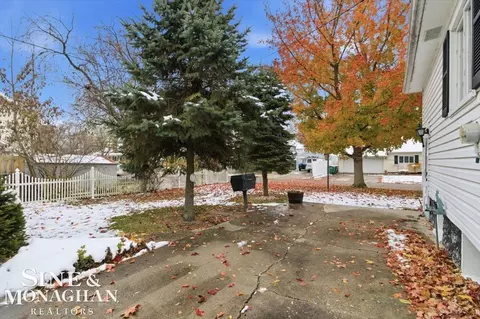 615 S 8th, Saint Clair, MI 48079 photo 37