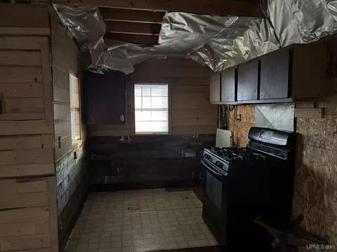 120 Johnson, Wakefield, MI 49968 photo 7
