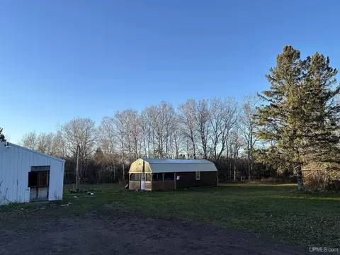 120 Johnson, Wakefield, MI 49968