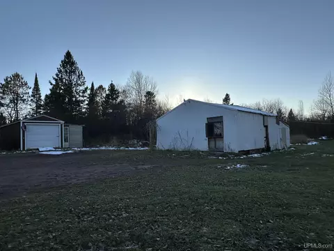 120 Johnson, Wakefield, MI 49968 photo 16