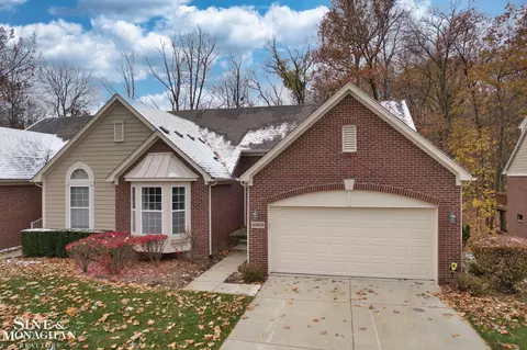 40618 Lenox Park, Novi, MI 48377