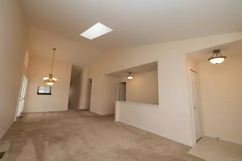 15955 Bentley Cir, Macomb, MI 48044 photo 15