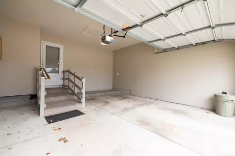 15955 Bentley Cir, Macomb, MI 48044 photo 40