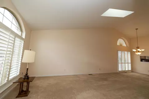 15955 Bentley Cir, Macomb, MI 48044 photo 13
