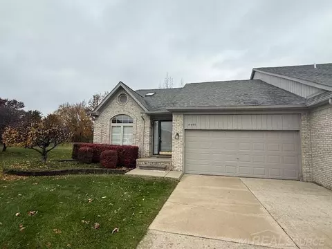 15955 Bentley Cir, Macomb, MI 48044 photo 5