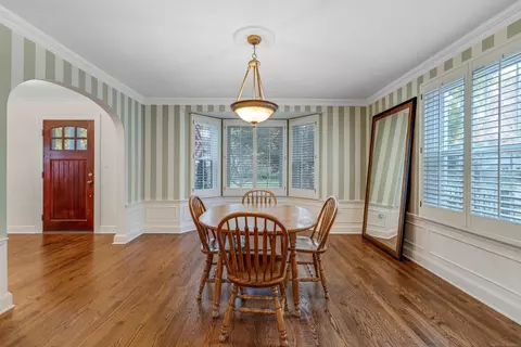Dining - 265 Williams, Grosse Pointe Farms, MI 48236 photo 3 of 3