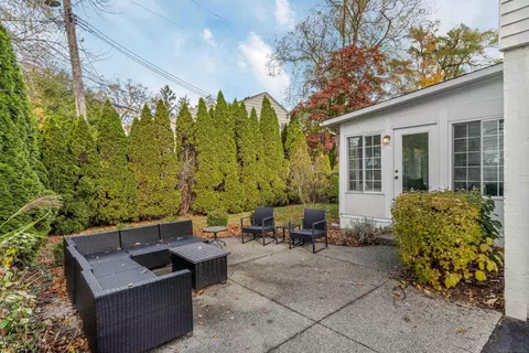 Exterior - 265 Williams, Grosse Pointe Farms, MI 48236 photo 5 of 8