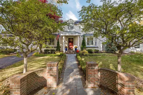 265 Williams, Grosse Pointe Farms, MI 48236