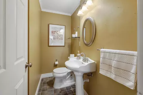 Bath - 265 Williams, Grosse Pointe Farms, MI 48236 photo 1 of 7